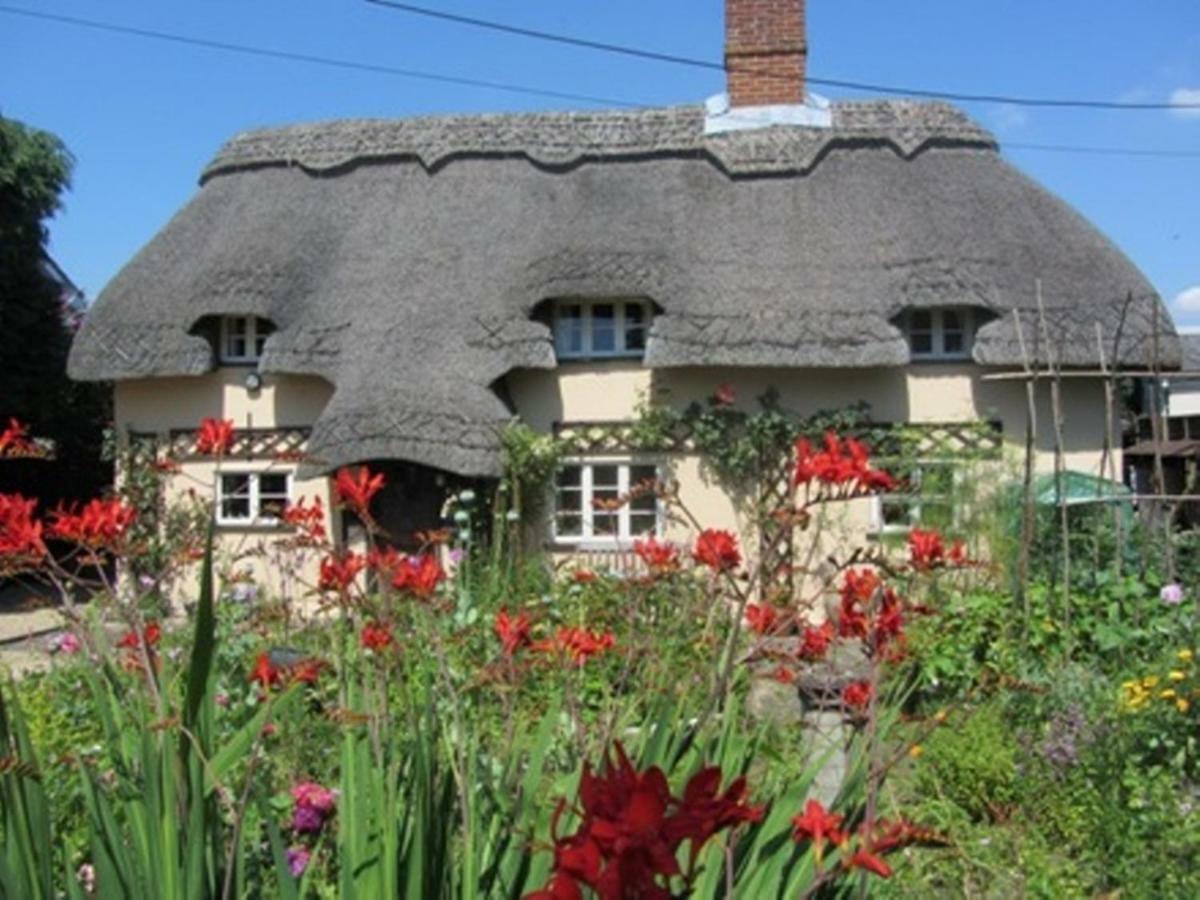 The Stable Eastleigh Exterior foto